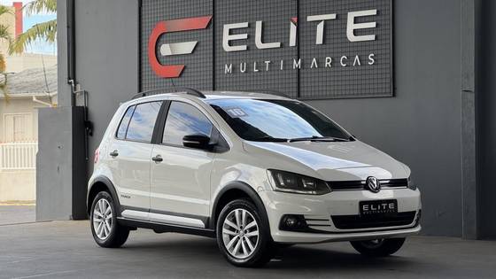 VOLKSWAGEN FOX 1.0 MPI TRACK 12V FLEX 4P MANUAL